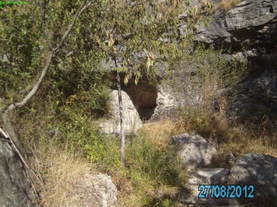 P.S.Hinter dieser kleinen Höhle tut sich dann der Blick