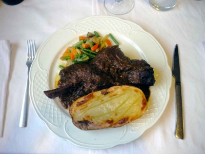 Hauptspeise: Cordero al horno