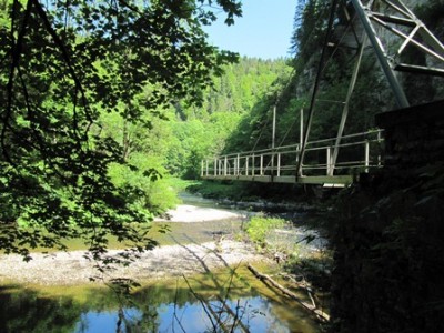 Brücke ins Nichts.jpg