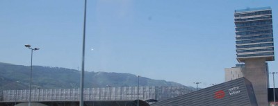 A-Metro Bilbao DSC_0114.JPG (72.88 KiB) 9145 mal betrachtet dort das Gebäude der Metro