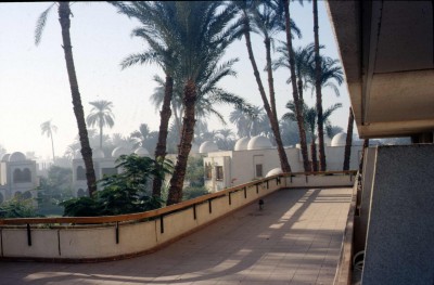 Erster Eindruck Ägypten: Blick aus dem Zimmer im Sheraton Luxor nach nächtlicher Ankunft