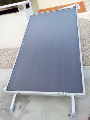 Flachkoll_2.jpg (137.86 KiB) 3993 mal betrachtet Flachkollektor