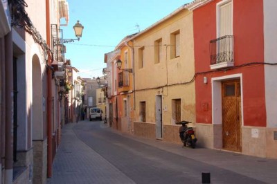 farbenfroh, die Häuser des alten Viertel El Raval