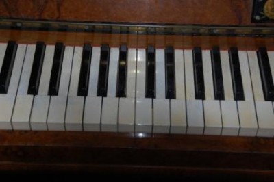 Klavier.JPG