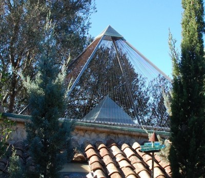 1 Pyramide DSC_0406.JPG (345.68 KiB) 3918 mal betrachtet Glaspyramide