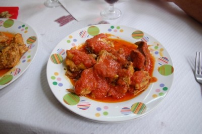 DSC_0556.JPG (133.57 KiB) 5961 mal betrachtet Kaninchen mit Tomate, ebenfalls 6 €