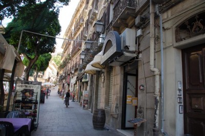 Häuser an der Piazza Yenne