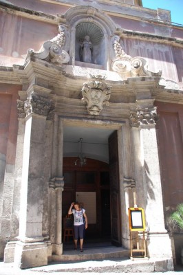 Neben uns die chiesa di sant'antonio abate