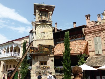 P1000528.JPG (248.86 KiB) 3710 mal betrachtet der Uhrenturm (ist mit Absicht so gebaut)