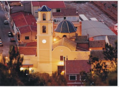 Pfarrkirche bei Nacht<br />Titel: Església parroquial de Sant Cristòfol, a la Canyada (Alt Vinalopó)<br />Foto:	Invitado at valencians.com <br />Lizenz: CC BY-SA 2.5