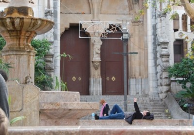 6 - Ruhepause vor dem Kirchenportal in Sóller.JPG (118.49 KiB) 8485 mal betrachtet Da macht jemand Päuschen vor dem Kirchenportal in Sóller.