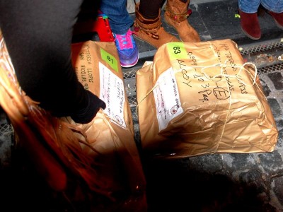 16 DSC_0704.JPG (97.93 KiB) 3665 mal betrachtet die adressierten Geschenke müssen verteilt werden