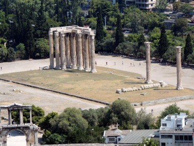 Olympieion.JPG (176.45 KiB) 5072 mal betrachtet Ruinen des Olympieion