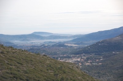 Blick von der Serra de Penyo Richtung Benigembla