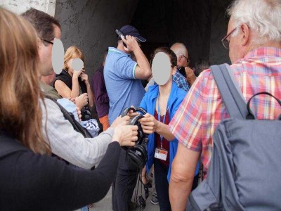 DSC05041-800x600.JPG (47.32 KiB) 4633 mal betrachtet Verteilung der Kopfhörer mit Funkempfänger