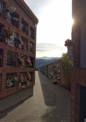 . . . und wieder einmal ein schöner Blick auf den Gipfel des Veleta