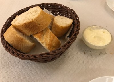 IMG_3091.JPG (92.96 KiB) 3145 mal betrachtet selbstgemachte Aioli und richtig gutes Brot...