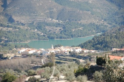 Der Stausee von Guadalest am 12.2.2010, zu ca. 90 % gefüllt.