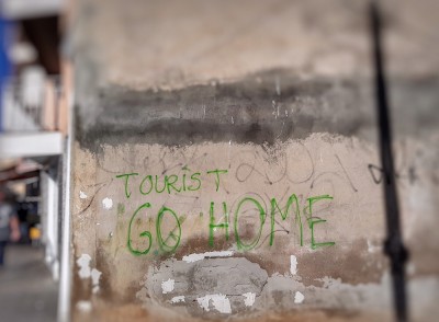 00F436D0-26F2-47C6-B0B9-A297436E505A.jpeg (154.2 KiB) 3619 mal betrachtet Scheinbar sind auch hier Gäste nicht bei Jedermann gern gesehen