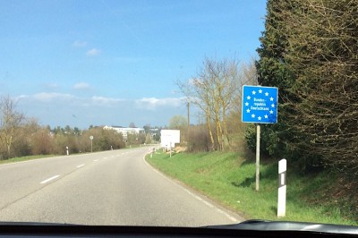 GESCHAFFT - ohne Straßensperrung, ohne Grenzkontrolle!