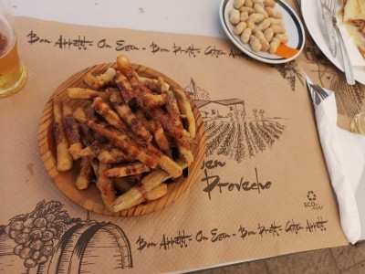 Berenjenas.JPG (72.33 KiB) 3336 mal betrachtet Rein vegetarisch:<br />Berenjenas con miel