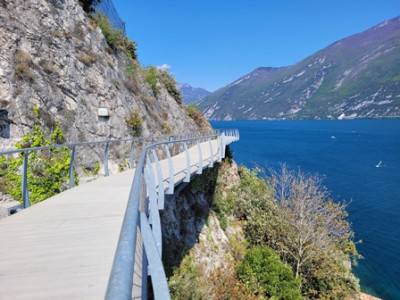 Limone - Radweg 02.jpg