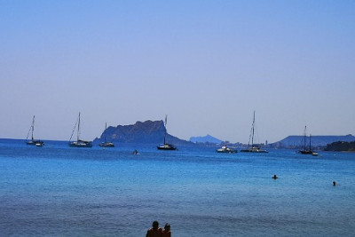 Gestern: Boote in der Bucht von El Portet