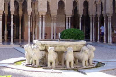 20_Nasridenpalast_L%F6wenbrunnen_800x533.jpg