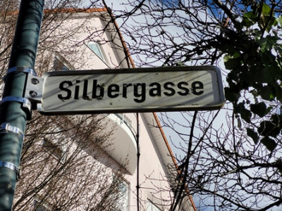 Ich bin in der Silbergasse gelandet.