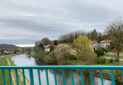 Durch den kleinen Ort Void-Vacon fließt der Rhein-Marne-Kanal <br />(Canal de la Marne au Rhin)