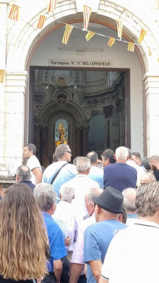 Unter großer Anteilname auf der Plaza