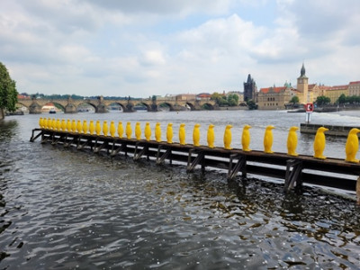 Skulpturen Pinguine.jpg