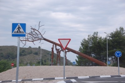 Kunst im Schilderwald.JPG (124.7 KiB) 3507 mal betrachtet Kunst im Schilderwald