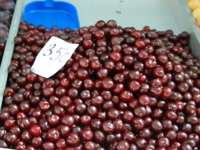Kirschen 3,50.JPG (215.64 KiB) 6145 mal betrachtet 3,50 €/kg