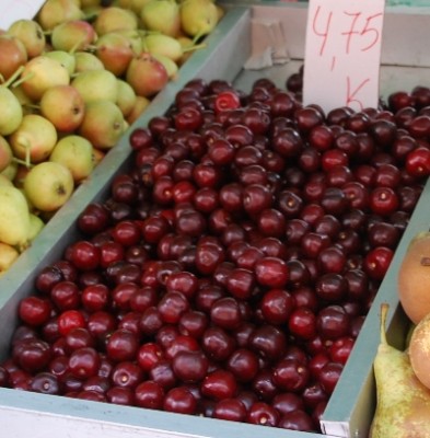 Kirschen 4,75.JPG (161.6 KiB) 6145 mal betrachtet 4,75 €/kg