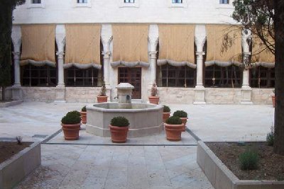 Cuenca 001.jpg (31.49 KiB) 10293 mal betrachtet Parador Cuenca