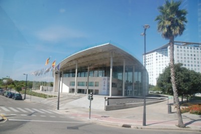 1 Kongresspalast.JPG (129.95 KiB) 2457 mal betrachtet Kongresspalast