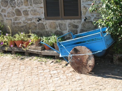 Rad#.JPG (4.28 MiB) 4618 mal betrachtet Gesehen in Idanha-A-Velha (Portugal) am 30.09.2010,