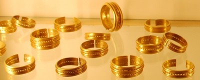 Ein Bruchteil des Fundes: Ringe